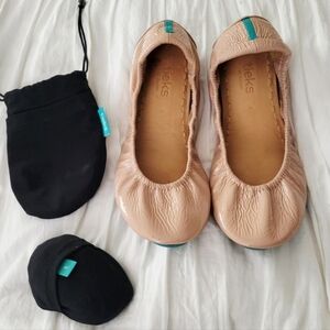 Tieks by Gavrieli Women Ballet Flats Foldabale Leather In Blush Patent Leather